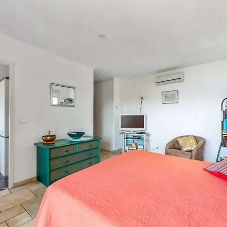 Vakantiehuis Maison De 4 Chambres A Vecchio A 400 M De La Plage Avec Vue Sur La Mer Jardin Amenage Et Wifi