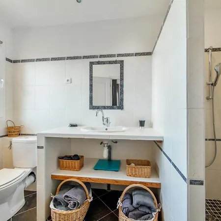 Maison De 4 Chambres A Vecchio A 400 M De La Plage Avec Vue Sur La Mer Jardin Amenage Et Wifi