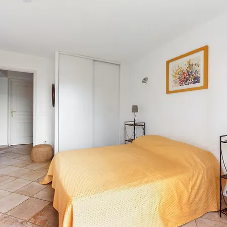 Vakantiehuis Maison De 4 Chambres A Vecchio A 400 M De La Plage Avec Vue Sur La Mer Jardin Amenage Et Wifi *